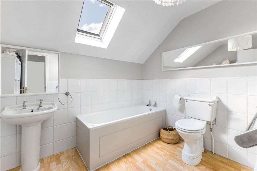 26 Edenderry Cottages