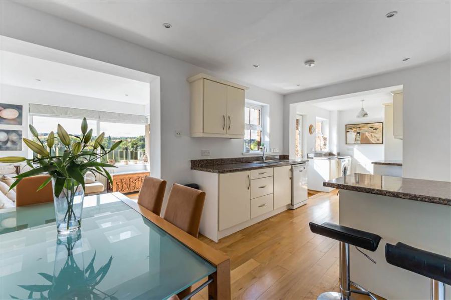 26 Edenderry Cottages