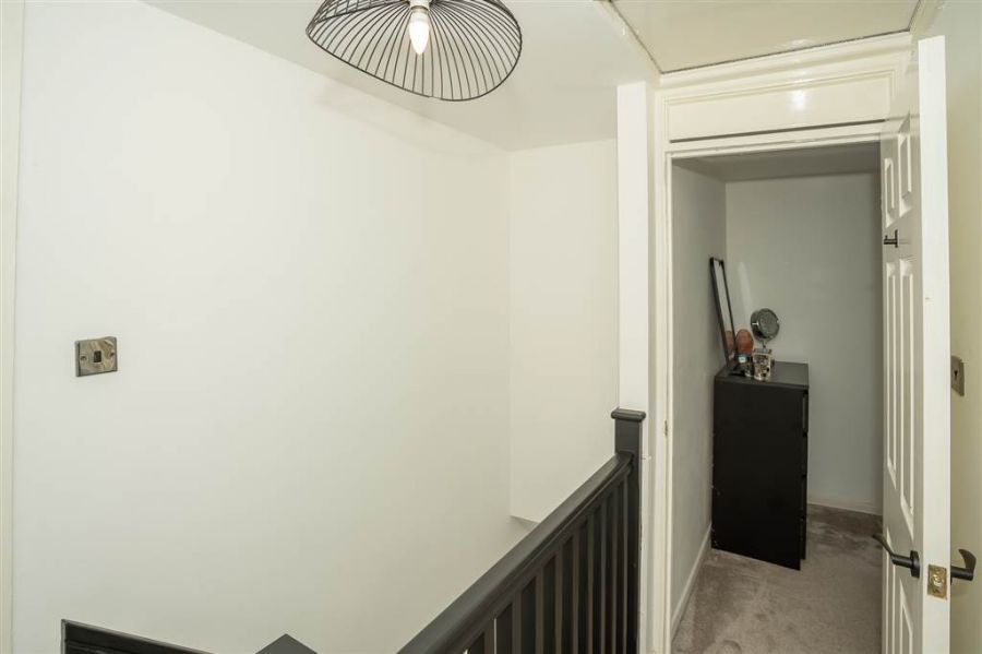 3 Willow Court