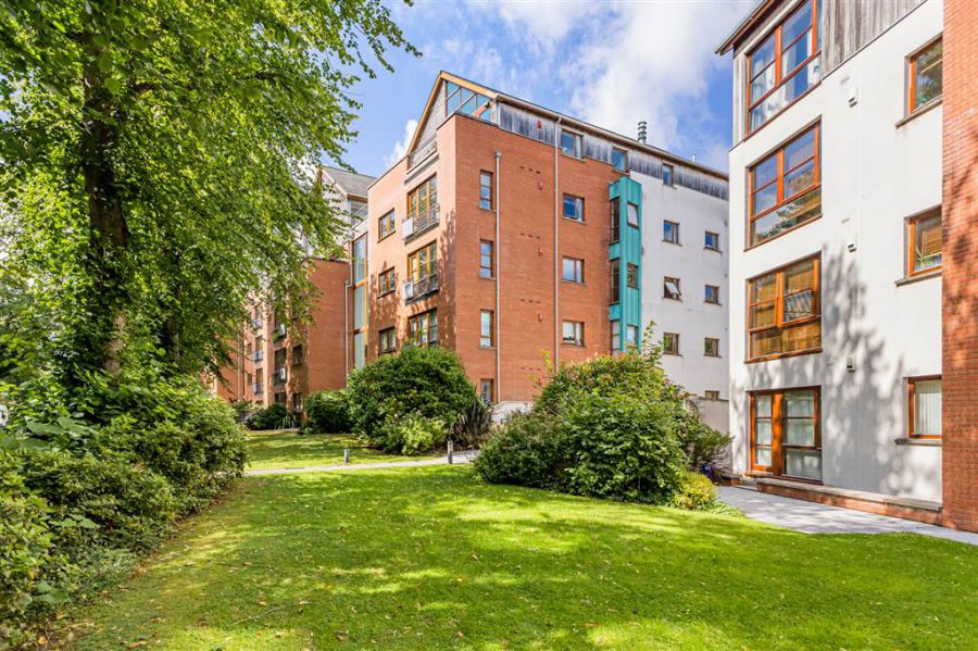 D1 The Pines, Malone Square, Belfast, BT9 6JU
