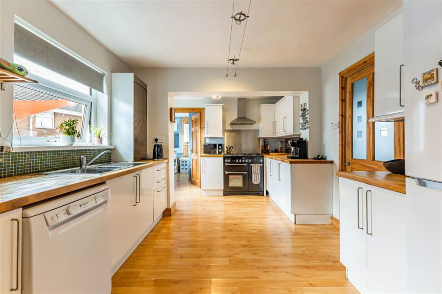 32 Smeaton Park