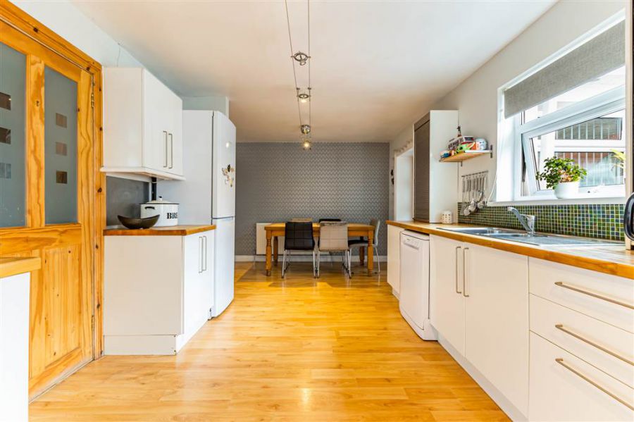 32 Smeaton Park