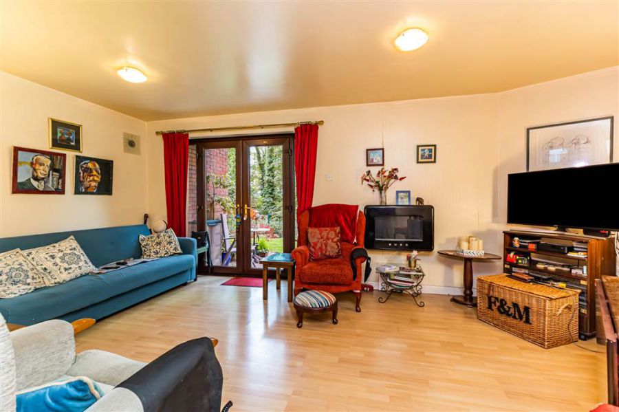 Knightsbridge, 7B Stranmillis Court