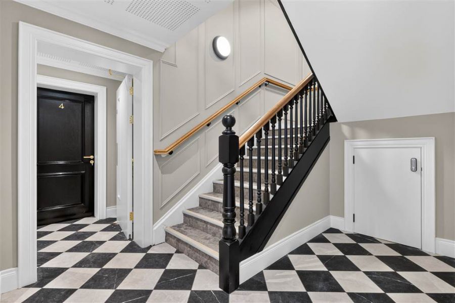 Apt 1 Fairmont Apartments