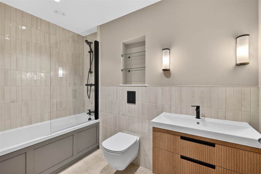 Apt 9 Fairmont Apartments