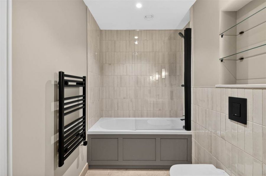 Apt 9 Fairmont Apartments