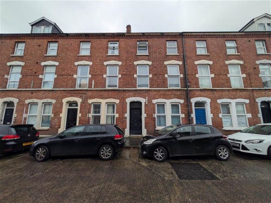 Flat 2 32 Lawrence Street, Botanic, Belfast, BT7 1LF