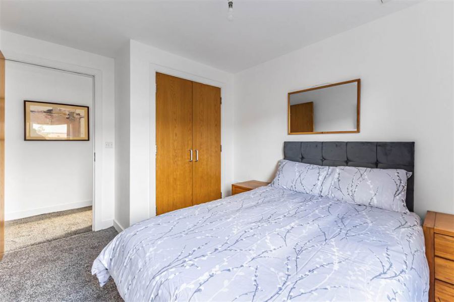 Apt 127  Victoria Place