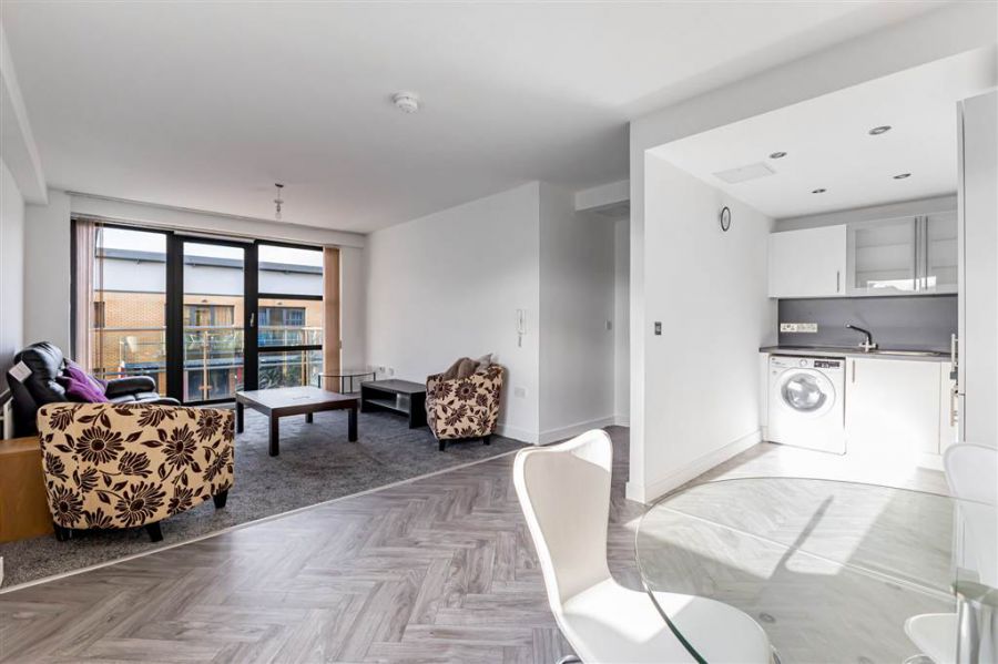 Apt 127  Victoria Place