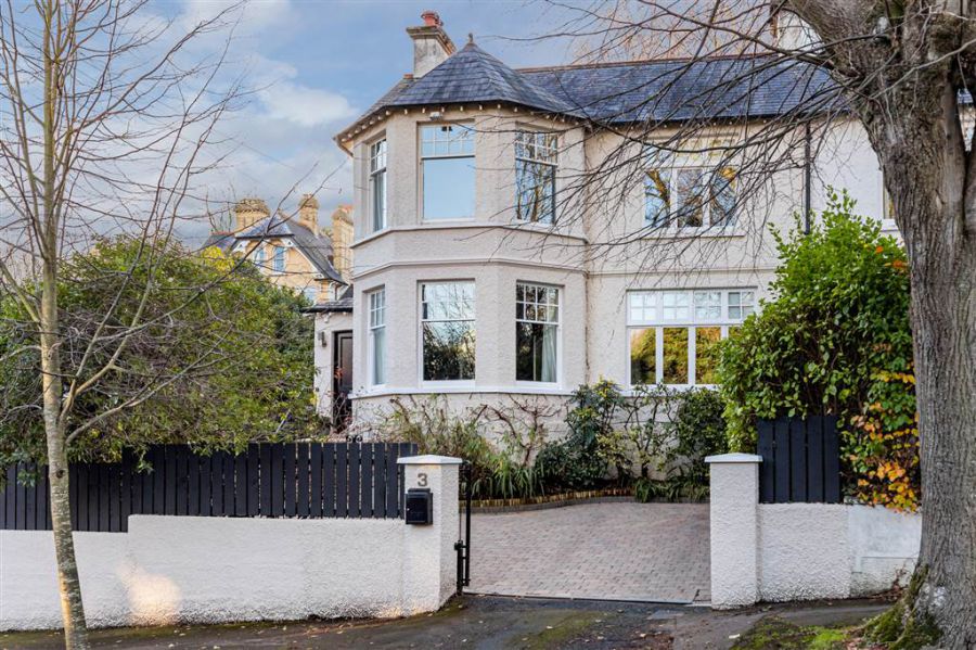 3 Sans Souci Park, Malone, Belfast, BT9 5QZ