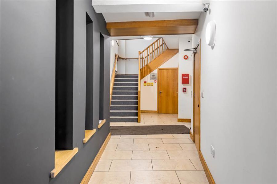 Apt 9 152 Malone Avenue