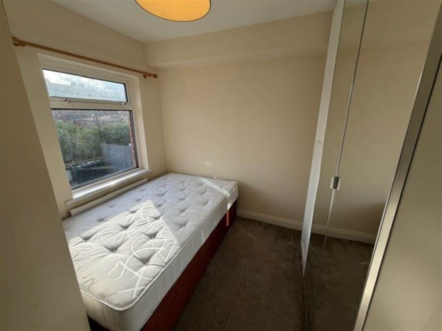 55 Ravenhill Gardens