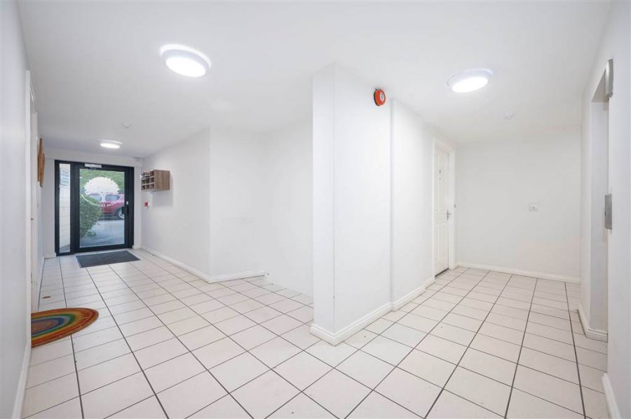 Elm House, Apt 3  Elm House