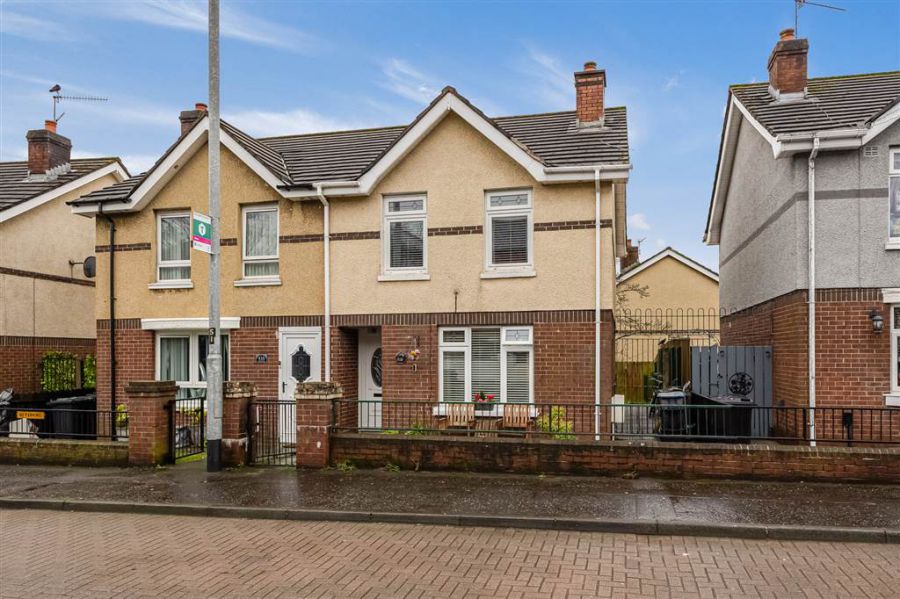 418 Springfield Road, Springfield Road, Belfast, BT12 7DU