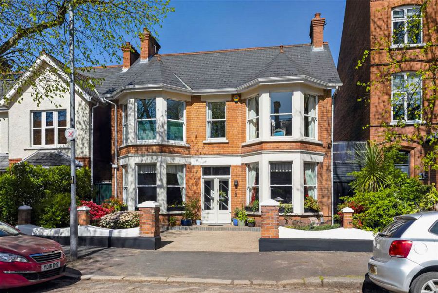 47 Wellington Park, Malone, Belfast, BT9 6DN