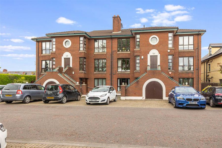 5 Ceara Court