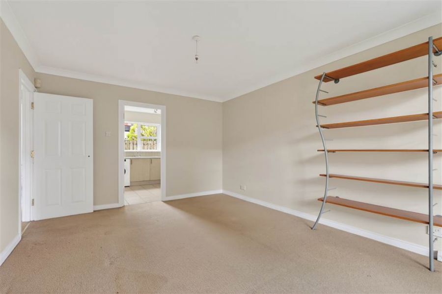 39 Ardenlee Crescent