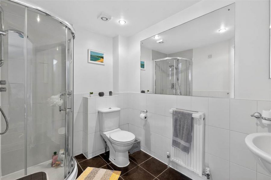 Elm House, Apt 4 2 Beech Heights