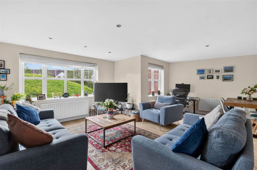 Elm House, Apt 4 2 Beech Heights