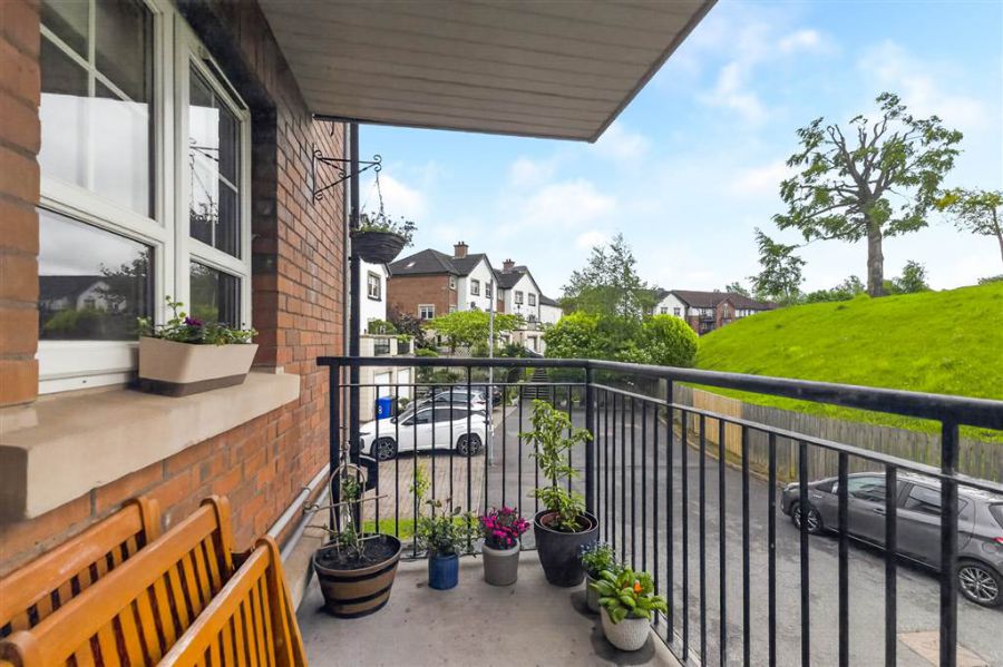 Elm House, Apt 4 2 Beech Heights
