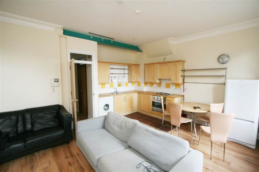 3, 94 Stranmillis Road