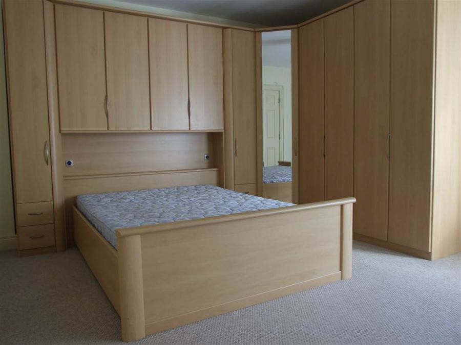 7 Danesfort Park West