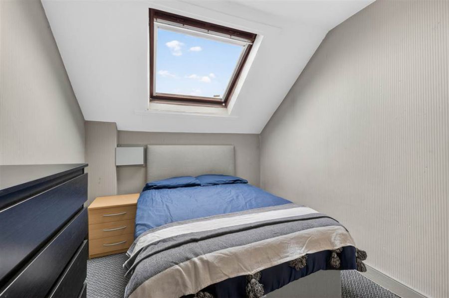 41 Sandhurst Drive