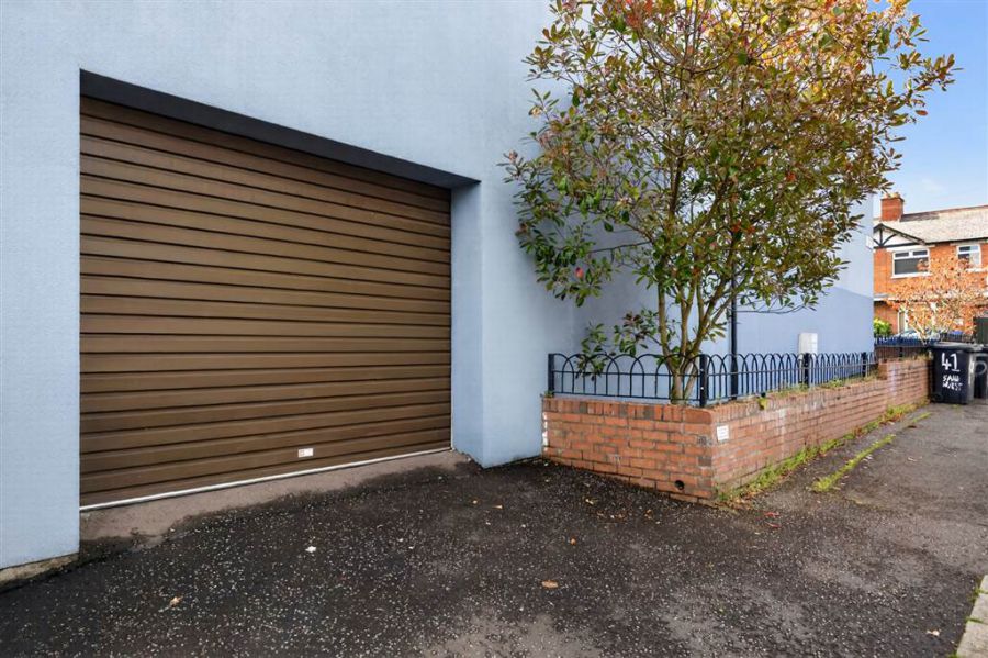 41 Sandhurst Drive