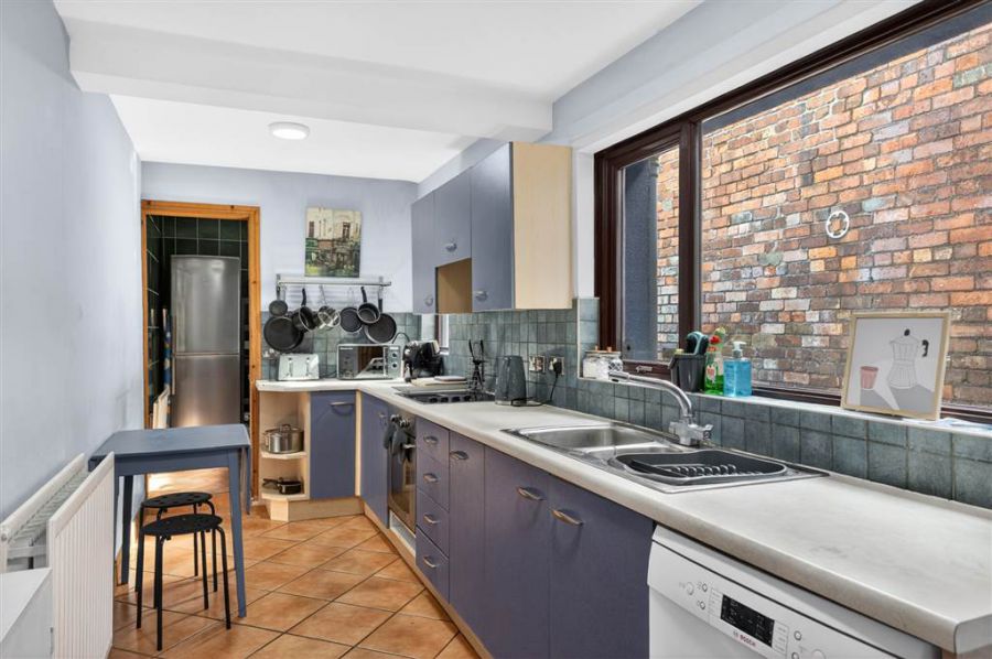 41 Sandhurst Drive