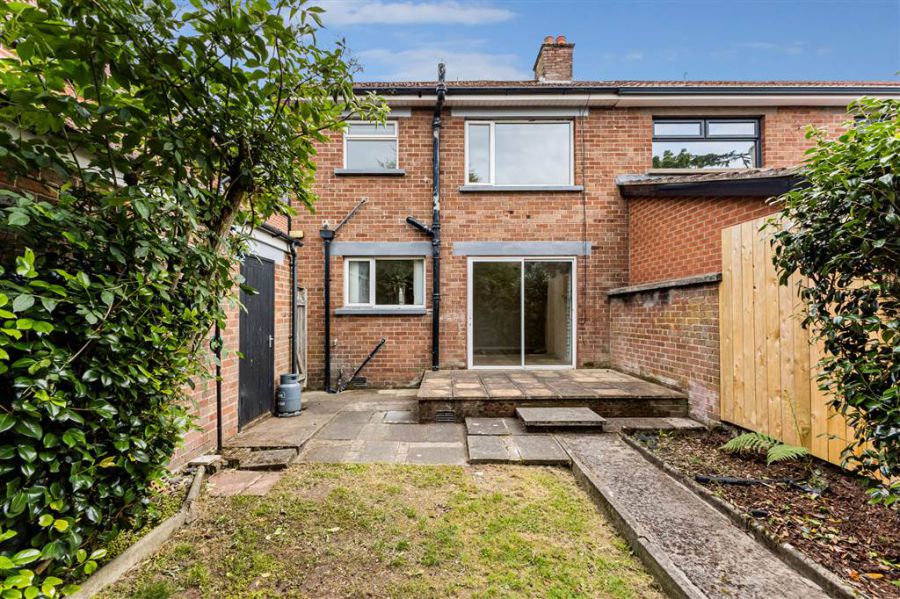 44 Prince Edward Park