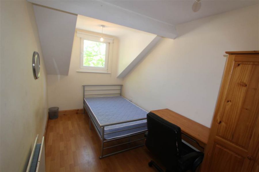 Apt 2 45 Rugby Avenue