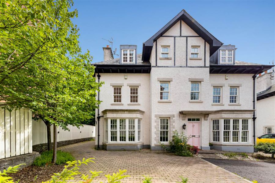 2 Danesfort Park Court