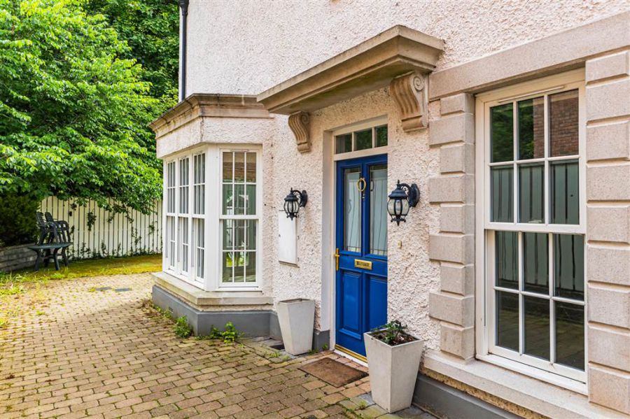 2 Danesfort Park Court