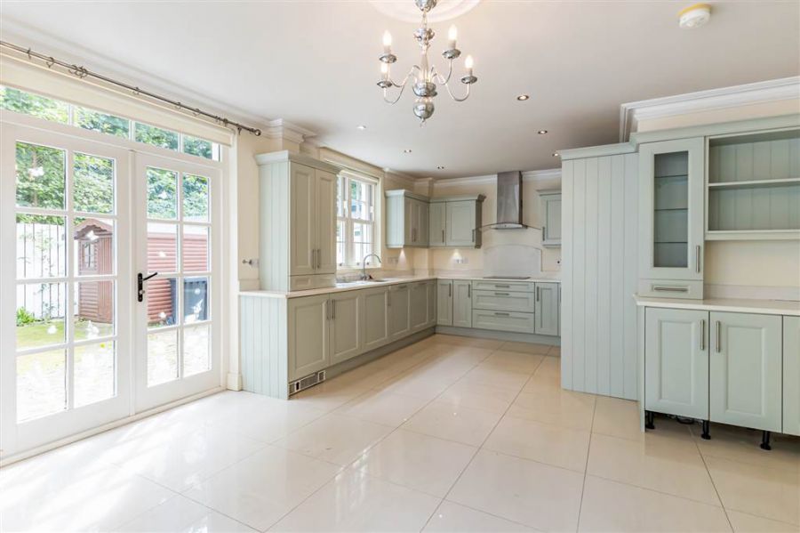 2 Danesfort Park Court
