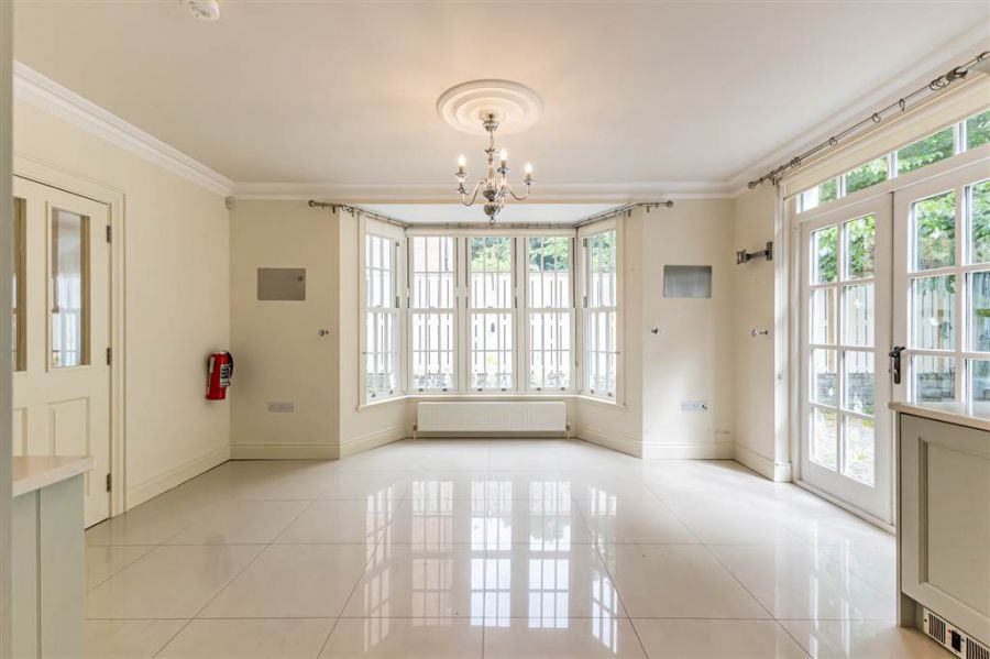 2 Danesfort Park Court