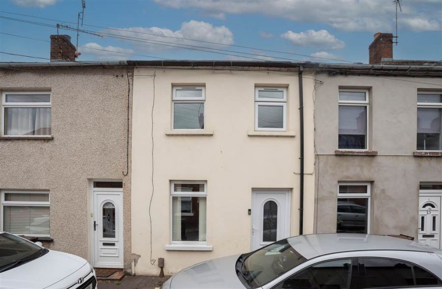 17 Railway Street