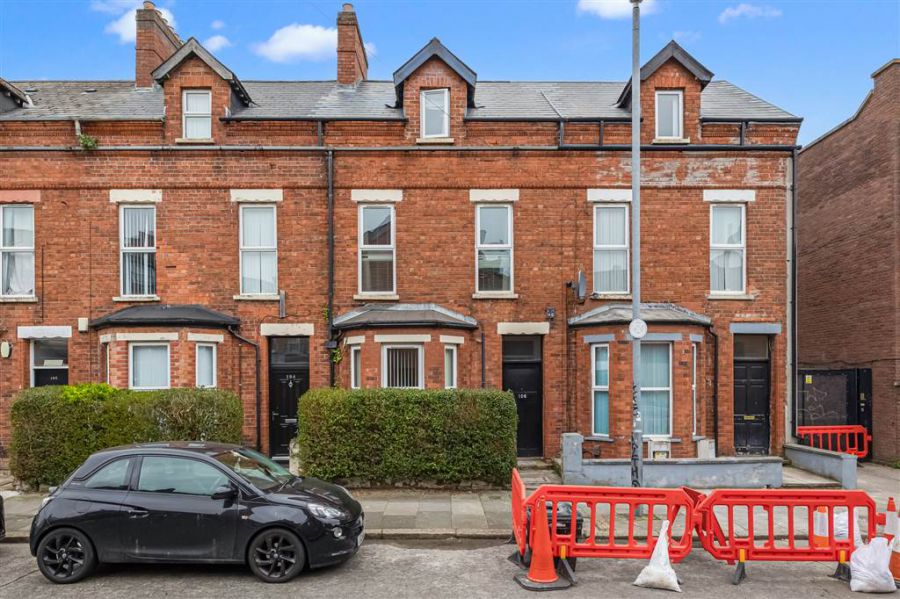 106 Cromwell Road, Off Botanic Avenue, Belfast, BT7 1JY