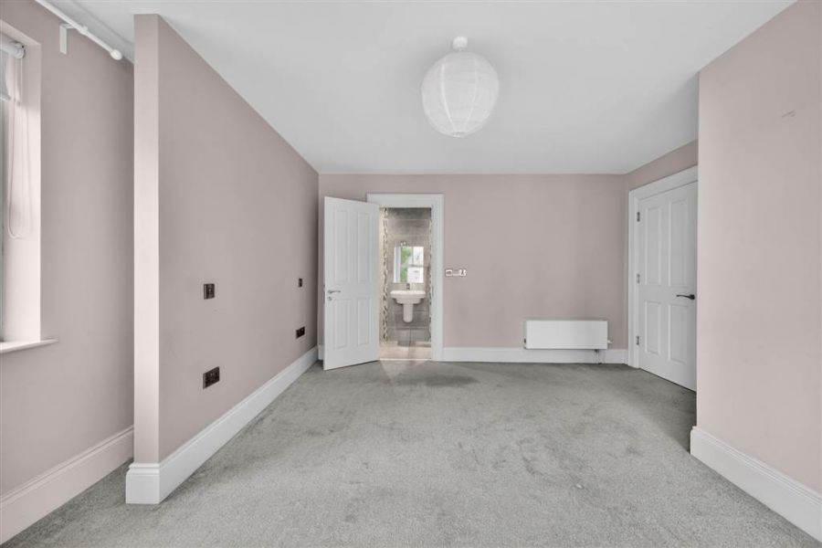 4 Montpelier Park
