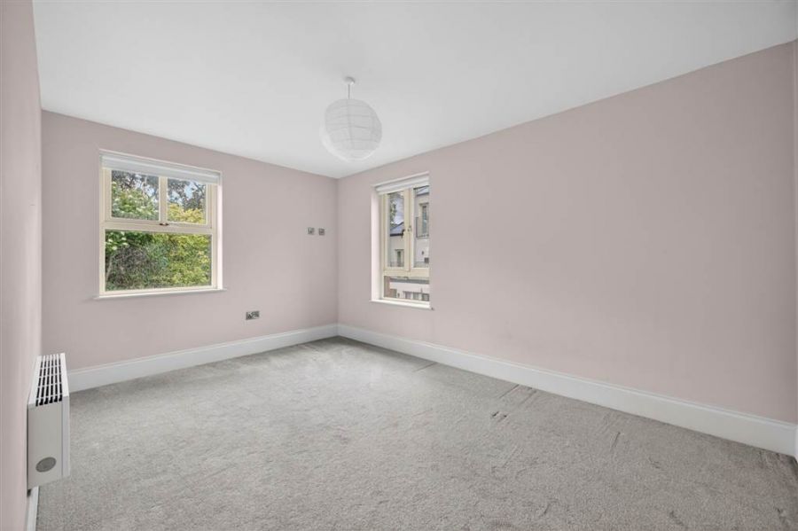 4 Montpelier Park