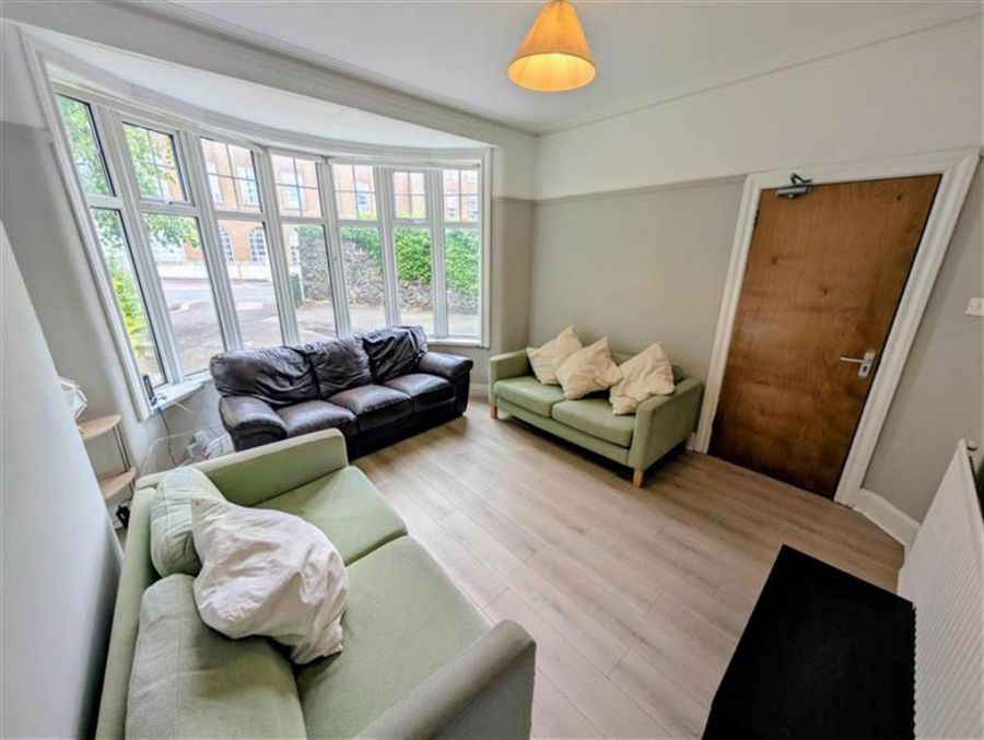 8 Stranmillis Road