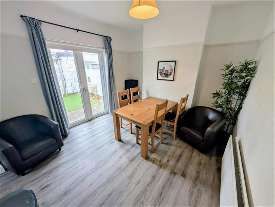 8 Stranmillis Road