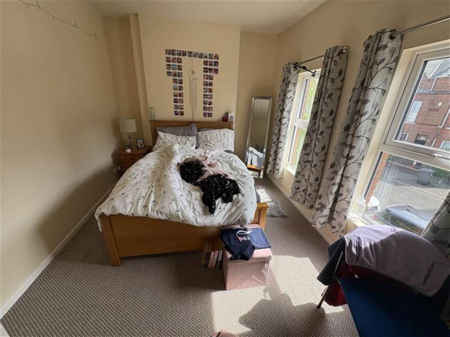 2 Sandhurst Drive