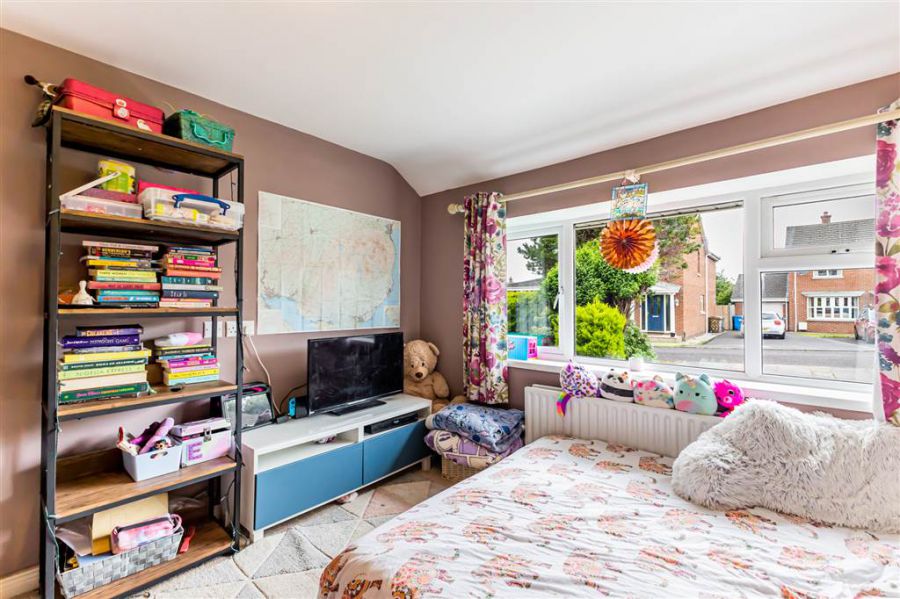 23 Oakwood Park