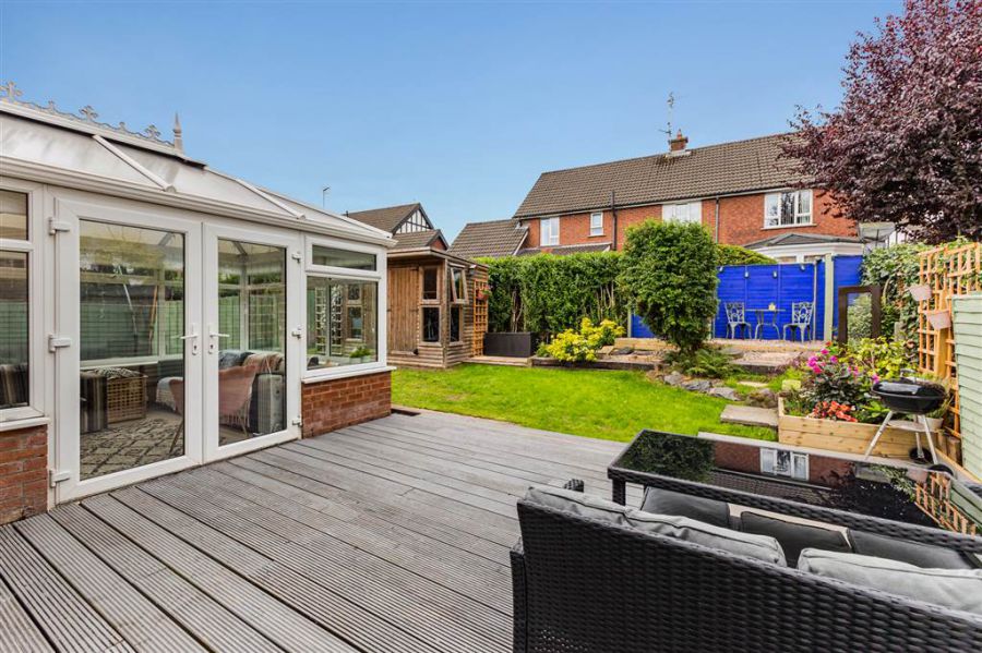 23 Oakwood Park