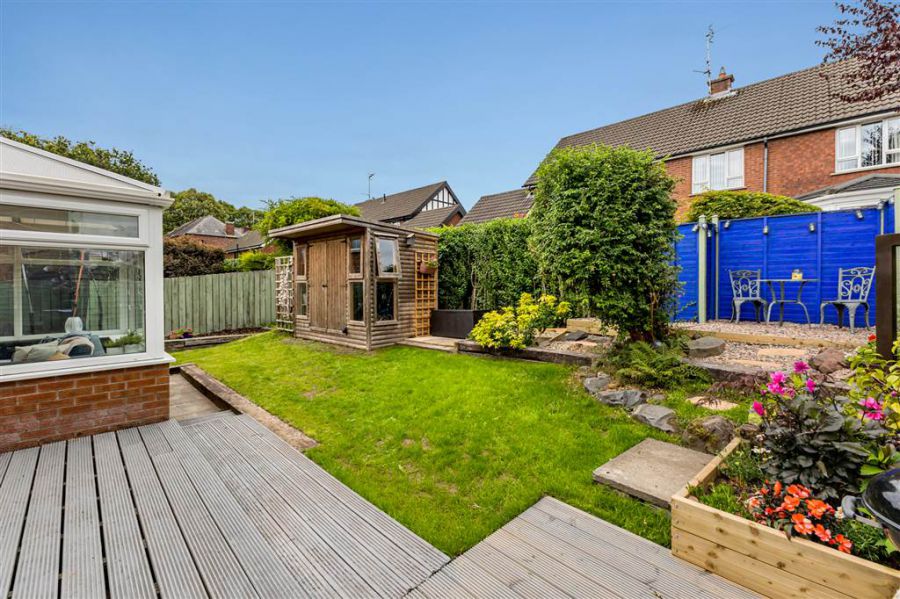 23 Oakwood Park