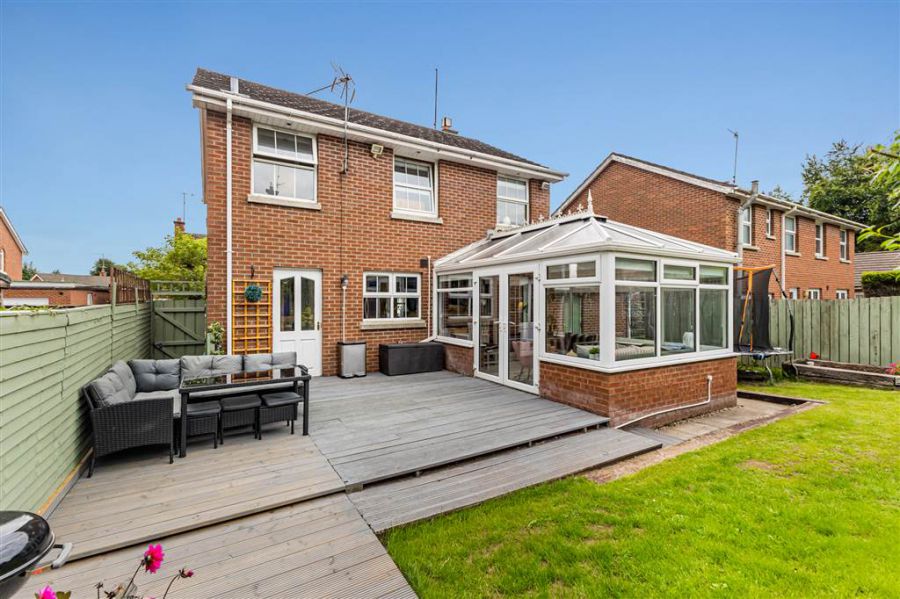 23 Oakwood Park