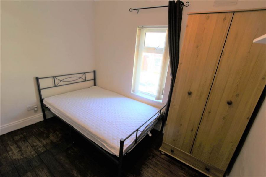 24 Strandview Street