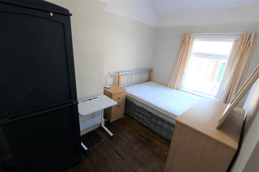 24 Strandview Street