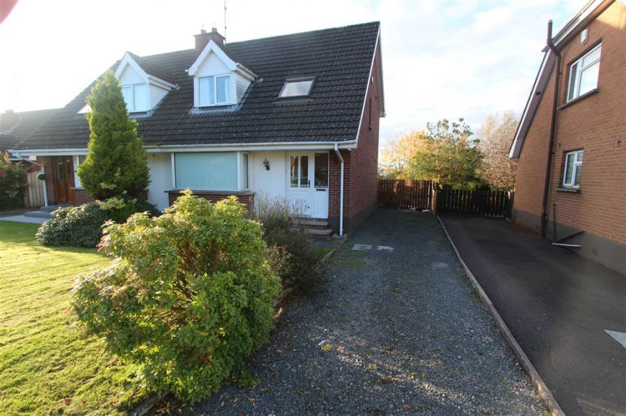 27 Greenwood Glen