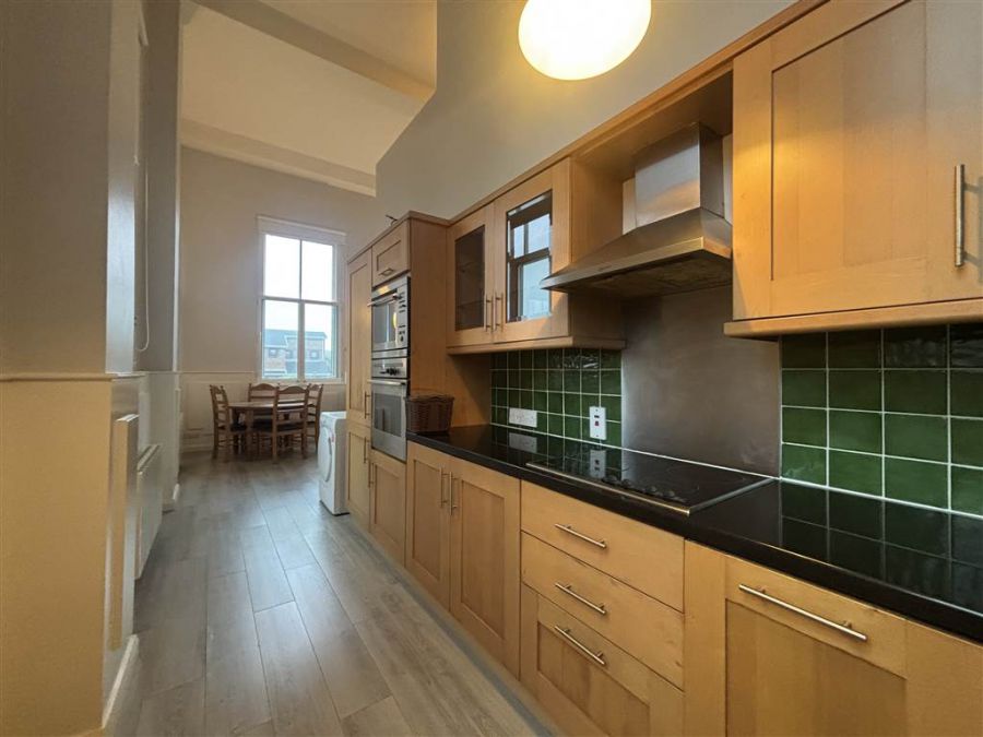 Apt 1 48 Rossmore Drive